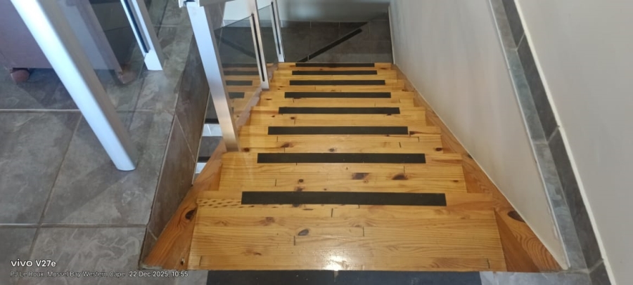 3 Bedroom Property for Sale in Hartenbos Heuwels Western Cape